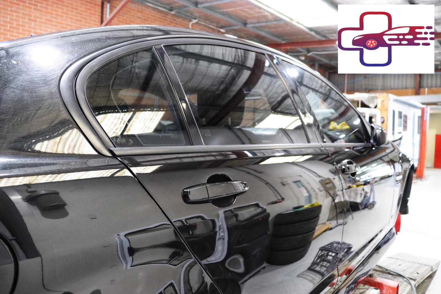 Car and Truck Hospital Photos